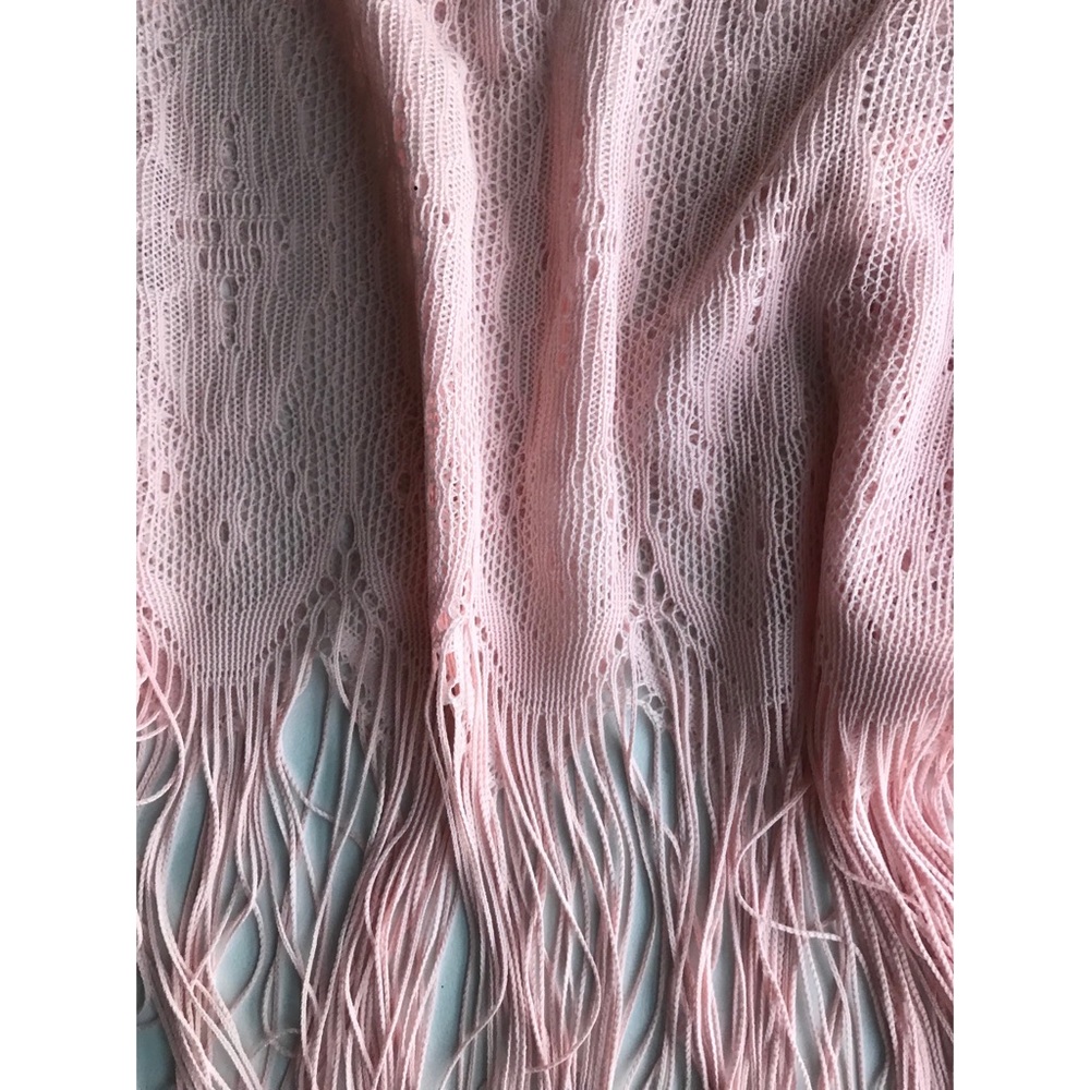 • mesh frilled tank top • - Picture 2 of 3